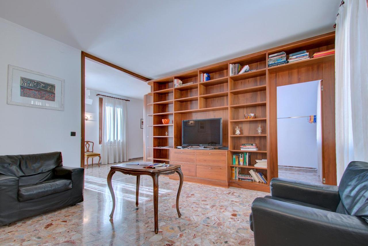 Sunny Ghetto Canalview Венеция Экстерьер фото